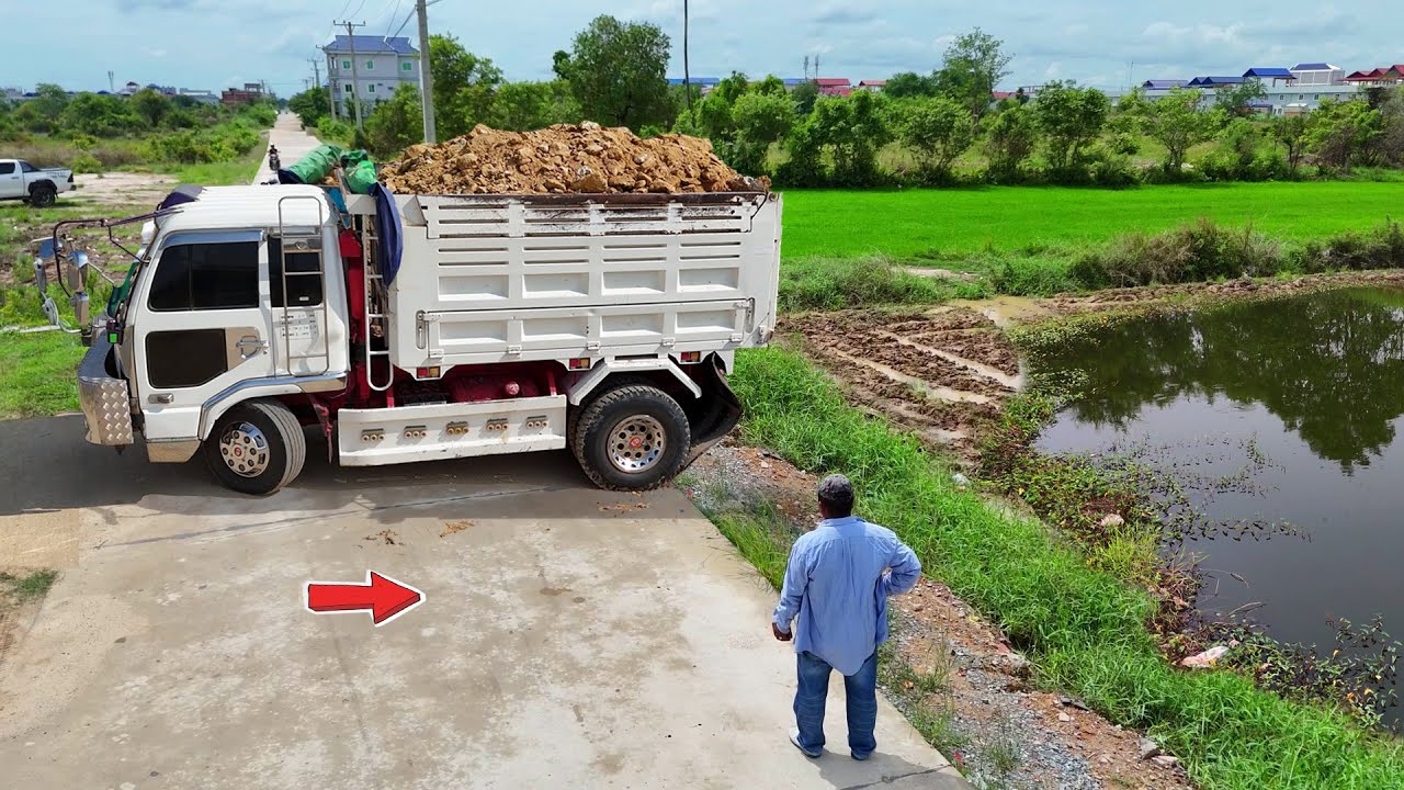 BE CAREFUL! Starting Landfilled Site! use Dump Truck 5–ton & Dozer Pushing Stone Clear Flooded Land!