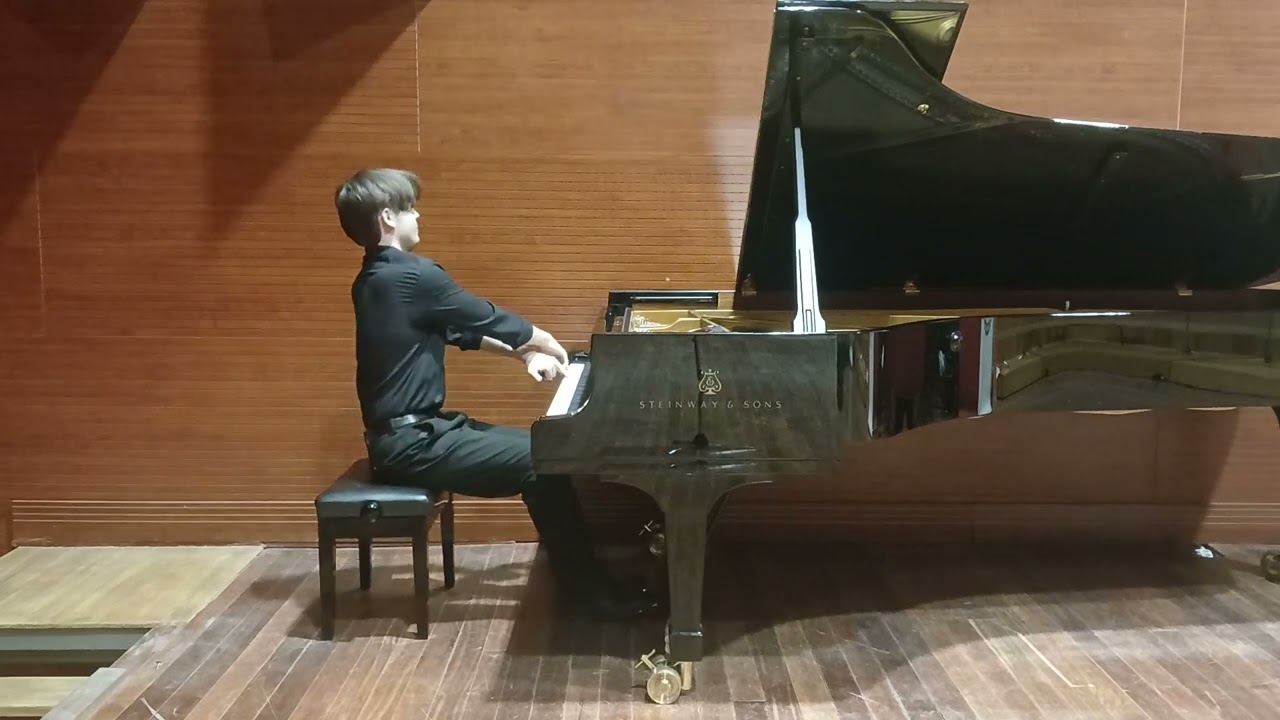Beethoven Piano Sonata No 5 in C minor, Op. 10 No. 1, 3rd mov.