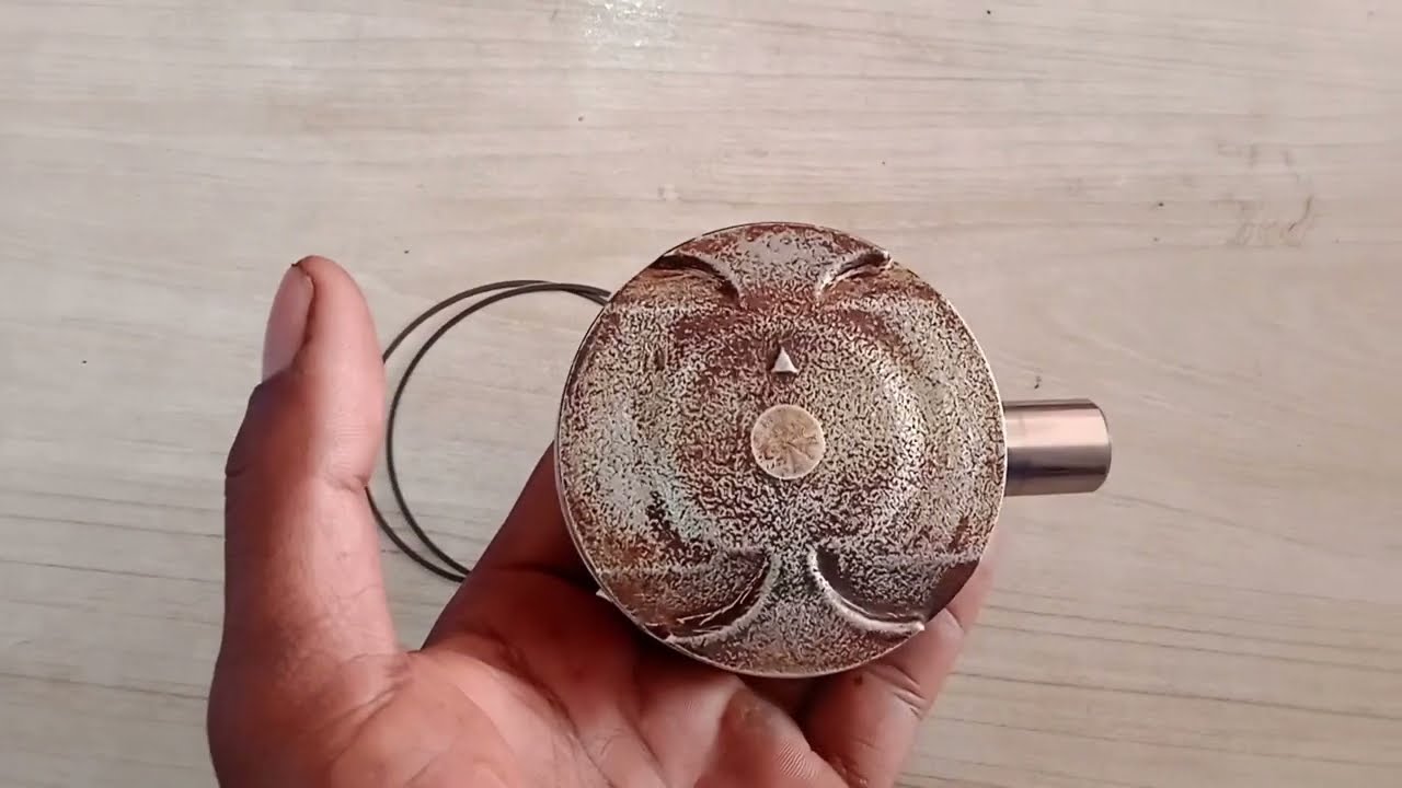 NS200 Piston ring fiting full details video.