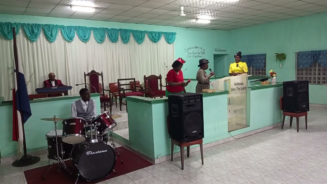 Church service in Panama 