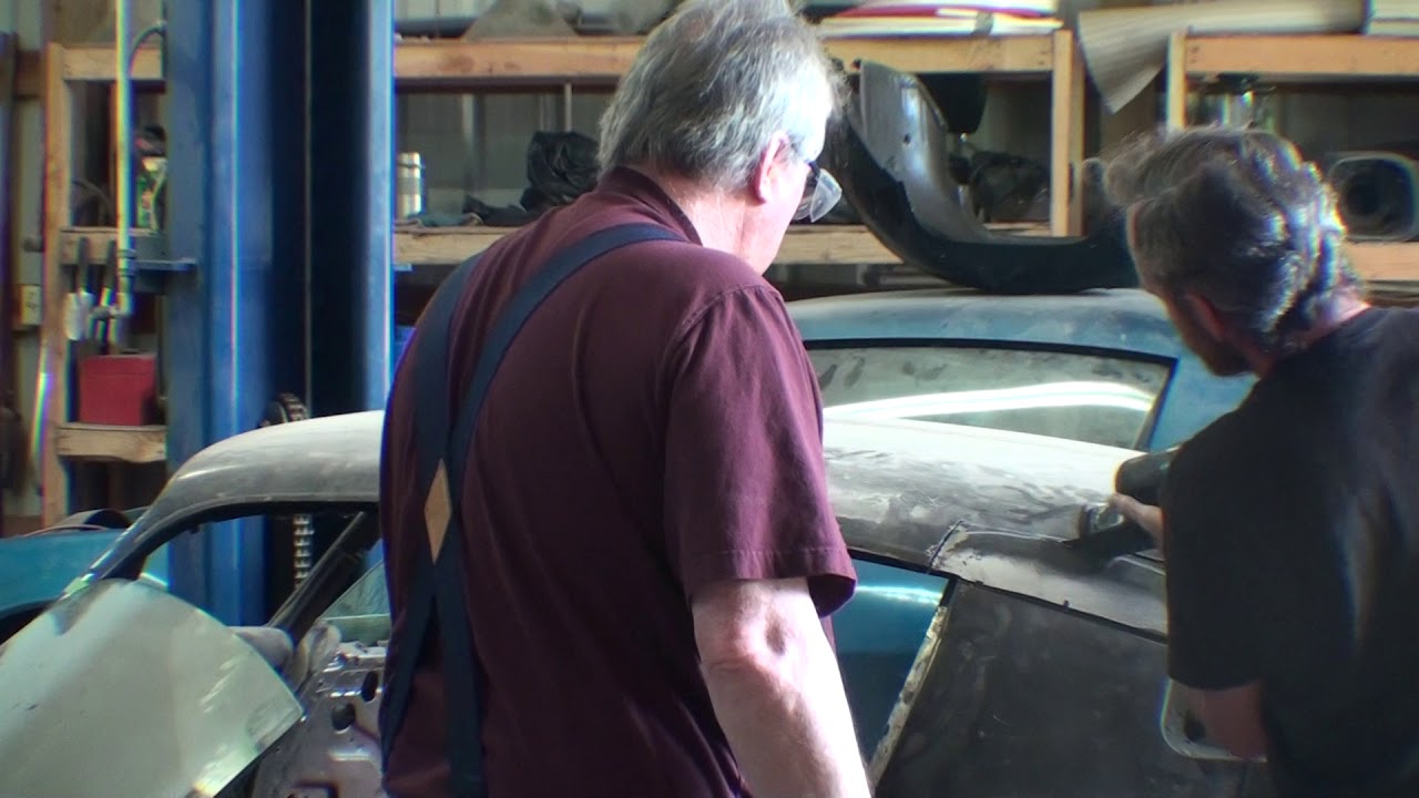 1976 Trans AM,  (111) Cut and Install T-top (Part 2)