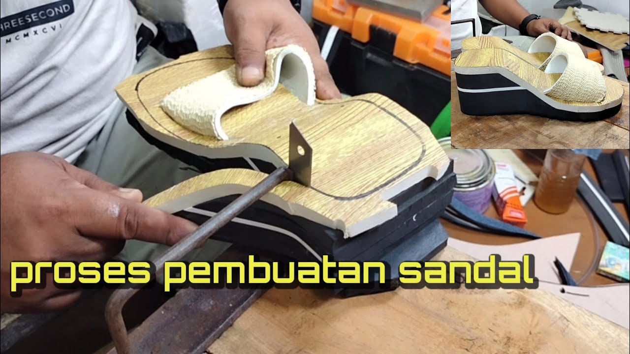 Membuat sandal dari karpet puzzle