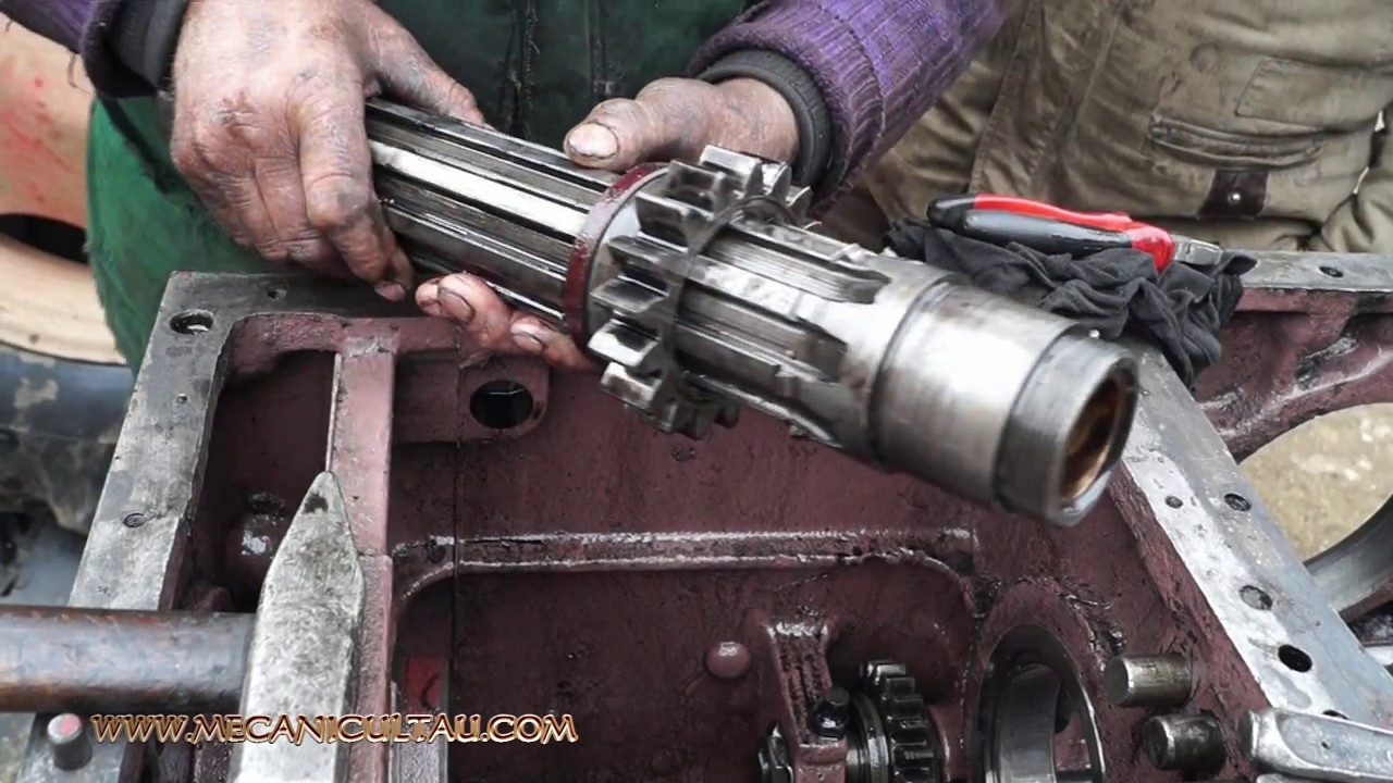 NEW !!! CUM SE DEMONTEAZA AX  SECUNDAR & AX INTERMEDIAR, CUTIE VITEZA - TRACTOR U 650 - HD