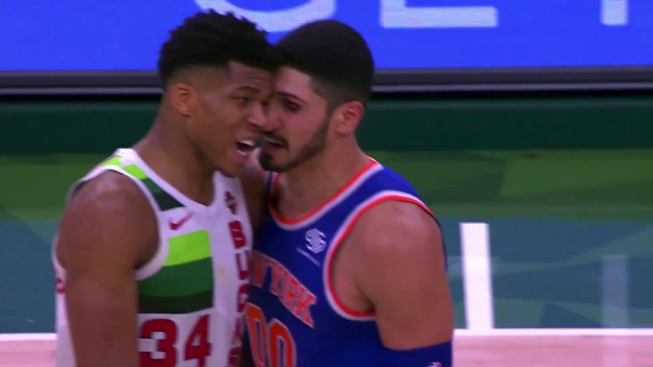 Enes Kanter Ejected after Scirmish with Giannis Antetokounmpo Knicks vs. Bucks [27.12.18.]