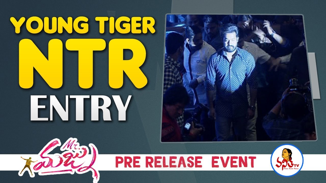 Young Tiger NTR Entry At Mr. Majnu Pre Release Event | Akhil,Niddhi Agerwal | Vanitha TV