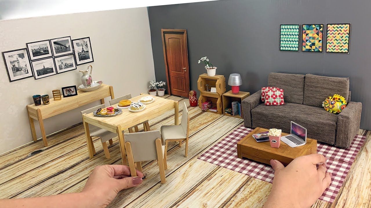 DollHouse Living Room for Barbie Doll - Hacks And Crafts - DIY Miniature