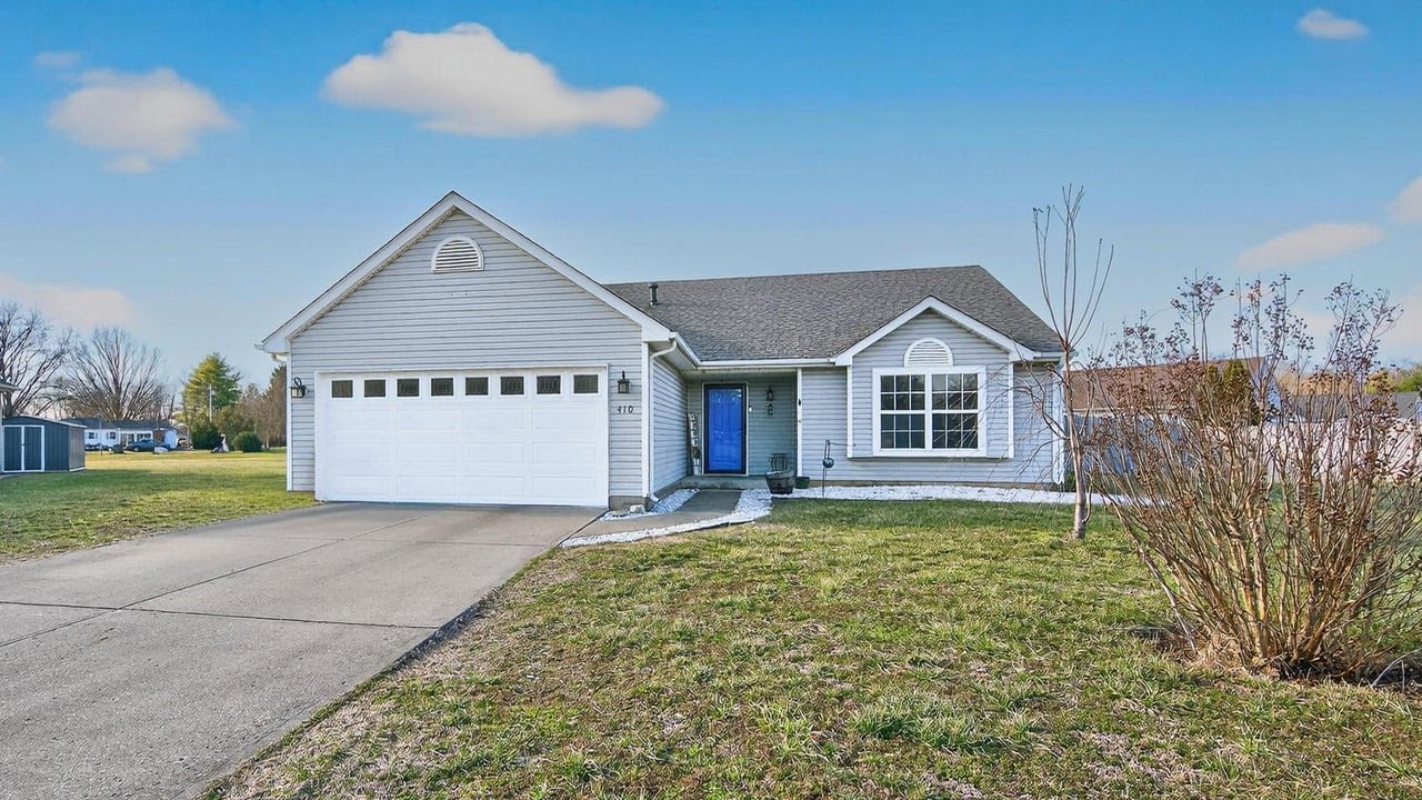 410 Waterstone Ct, Trenton, OH