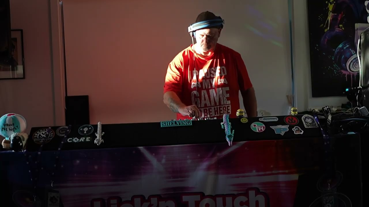 I CALL REAL TECH HOUSE