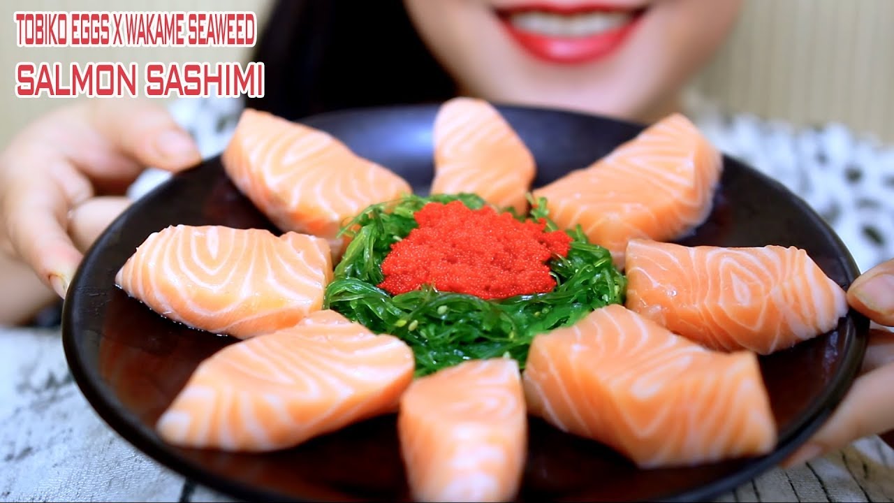 ASMR Salmon sashimi x tobiko eggs x wakame seaweed , Eating sound | LINH-ASMR