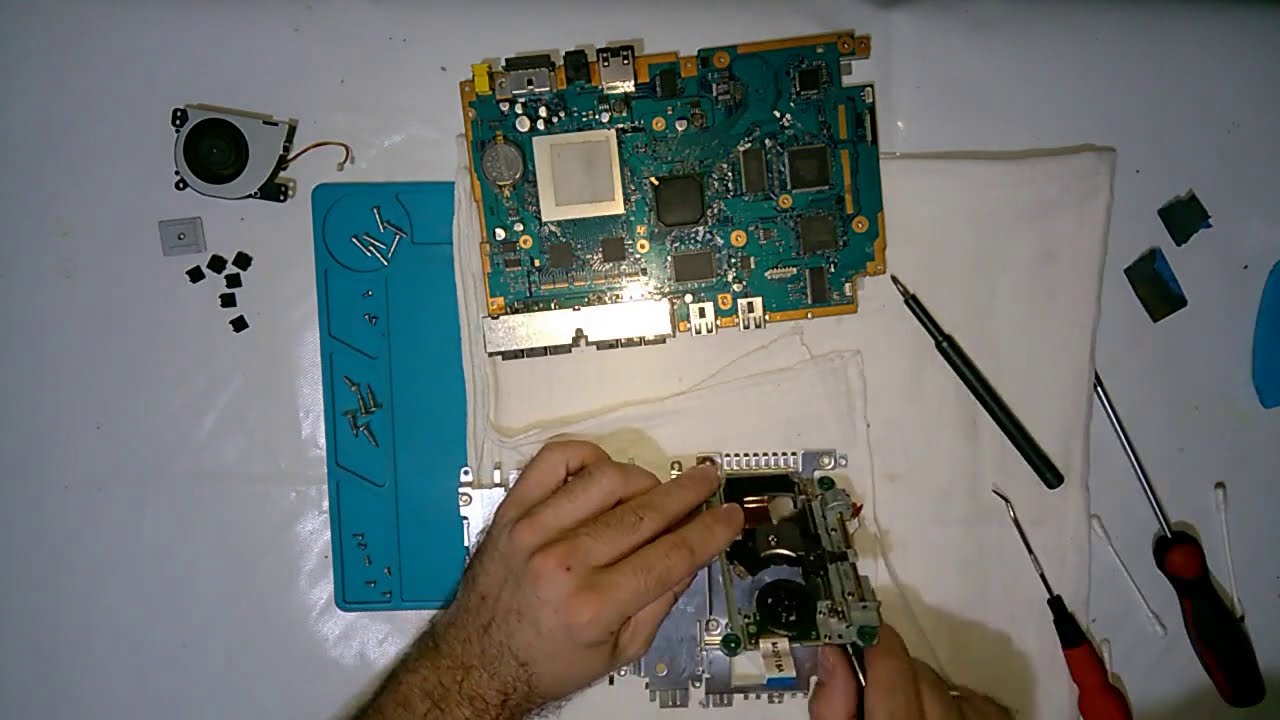PlayStation PS2 slim - cleaning / Čišćenje