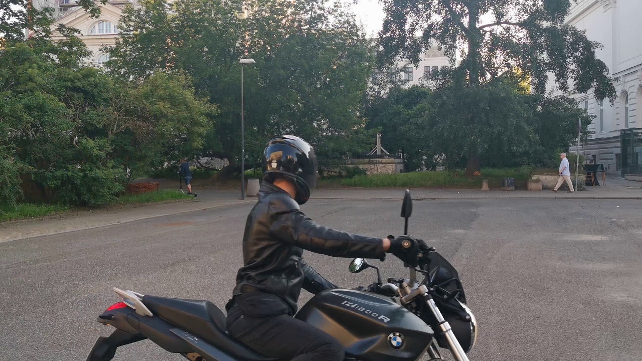 BMW R1200R 2011