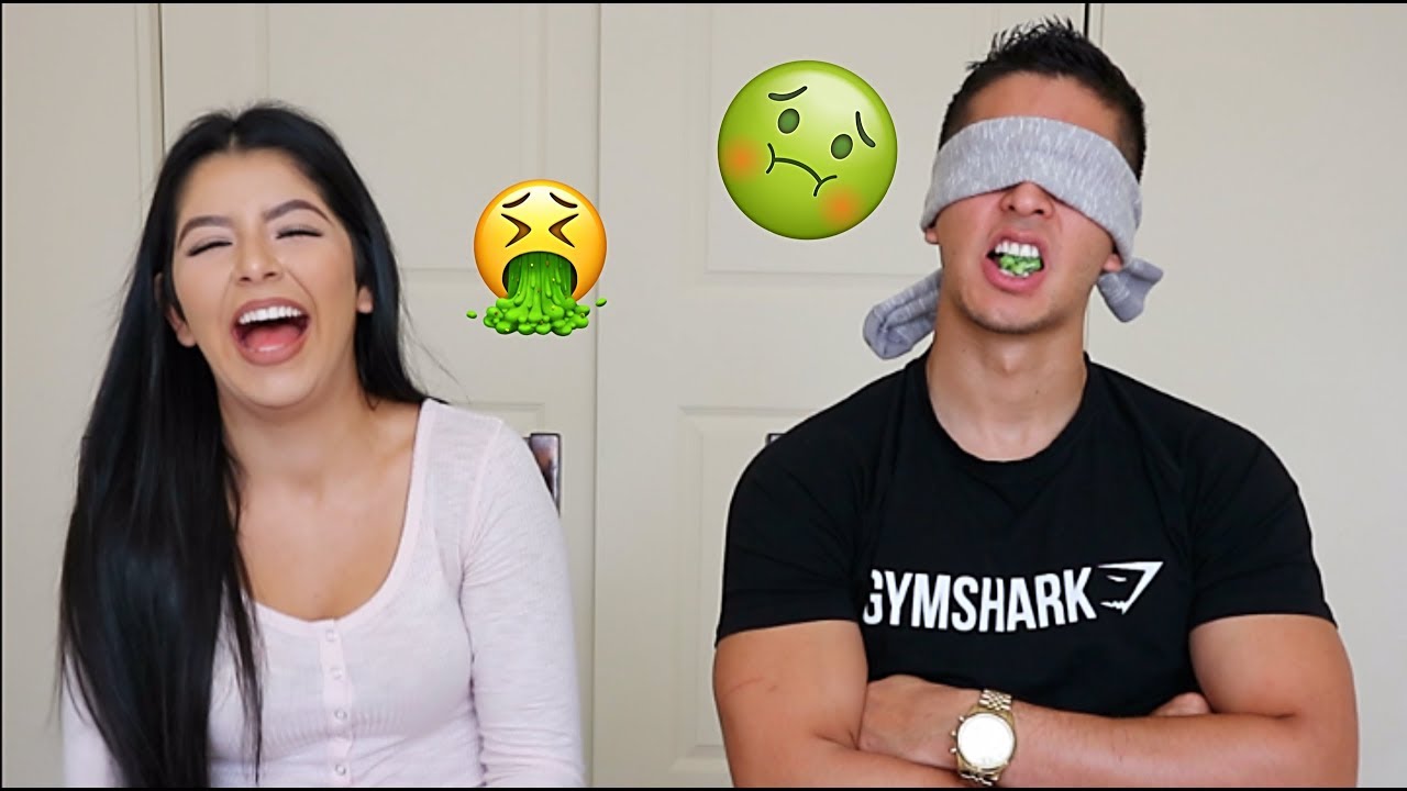 WHAT'S IN MY MOUTH CHALLENGE | Zoey