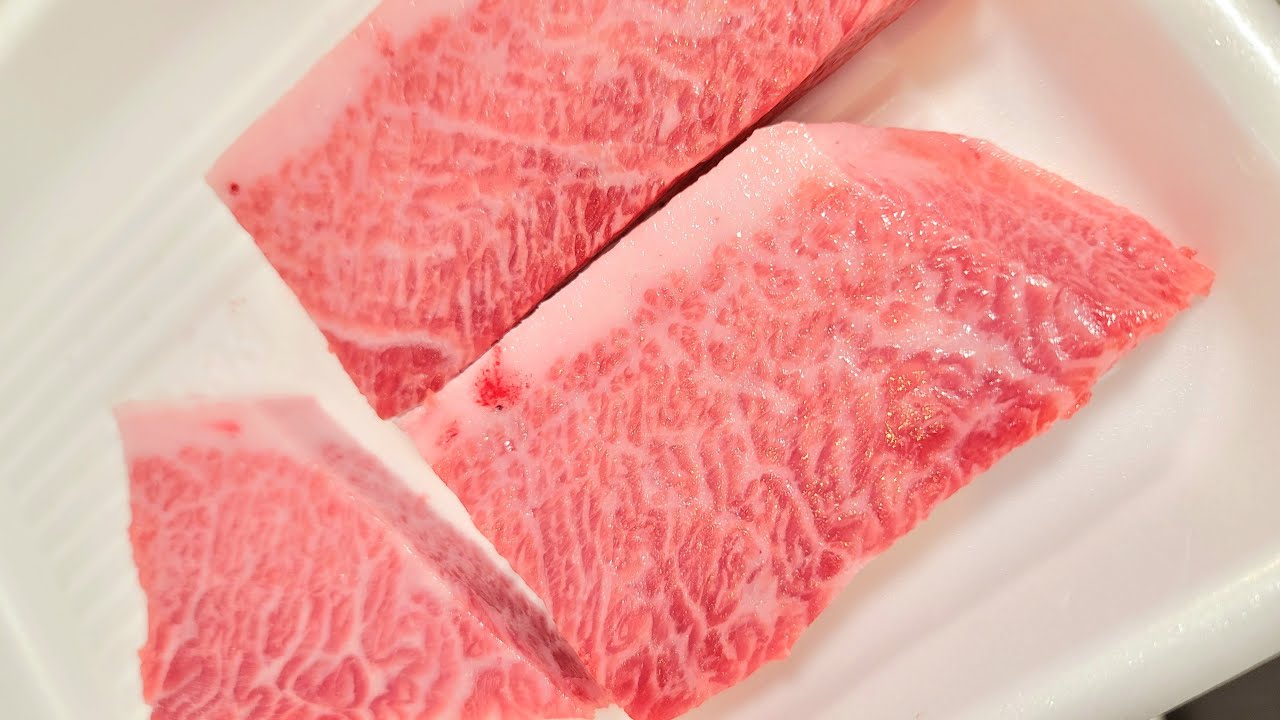 律丸の鮮魚販売🐟今日の魚介は「160kg本マグロの柵」です！！