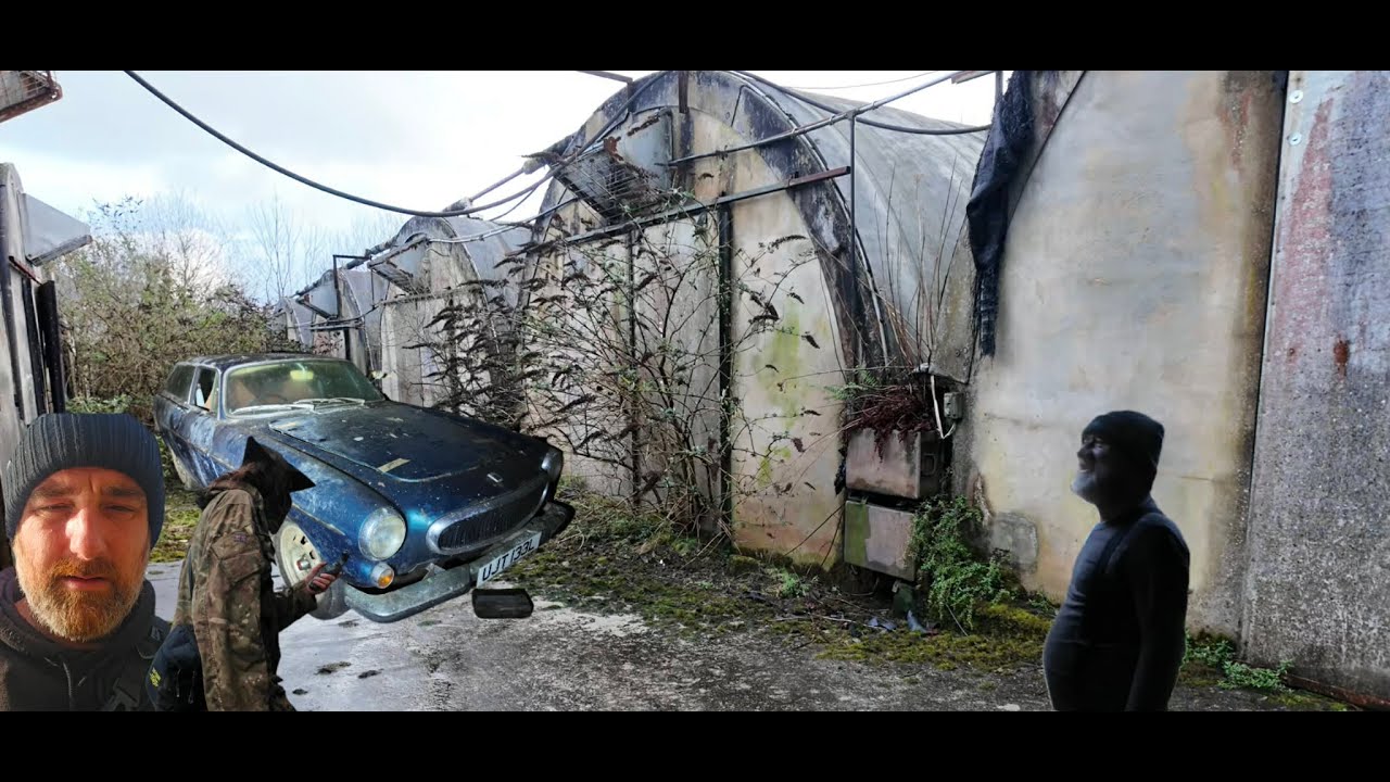 Редкая находка в заброшенном сарае на невероятно крутом автомобильном кладбище: бараки Nissen, за...