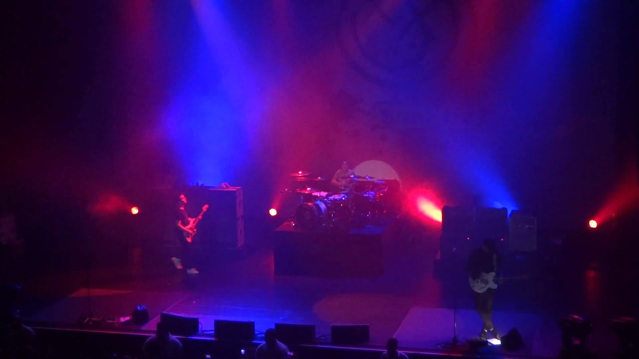 blink-182 - The Fallen Interlude (Live at The Wiltern 11/11/13)