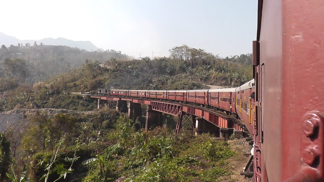 [Metre Gauge] Those Magnificent Bridges!! - 15693 Barak Valley Exp. (Feb. 25, 2013)