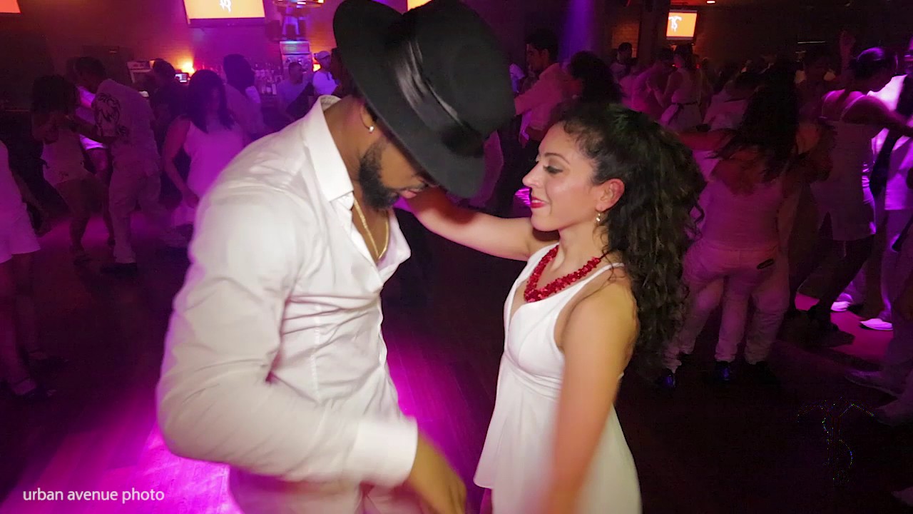 ROBERT & JENNIFER GEYER Salsa Social Dance At THE SALSA ROOM