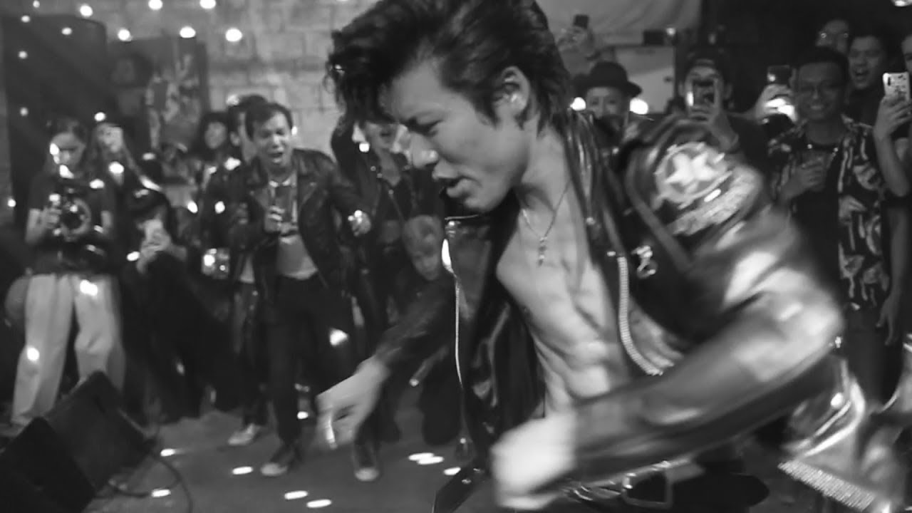 Rock Me Baby - Johnny Pandora live in Bangkok @Parking Toys