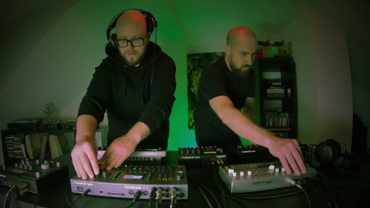 [Saw2F²] Techno Live Set = 2x Elektron Analog Rytm MK2 + Octatrack MK2 + Digitakt + TD-3