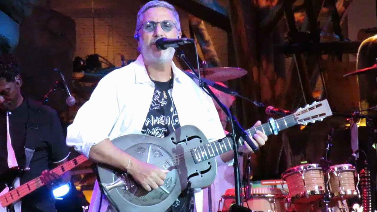Dire Straits Legacy - Romeo And Juliet - 5/31/25 - Mohegan Sun - Wolf Den - Uncasville, CT