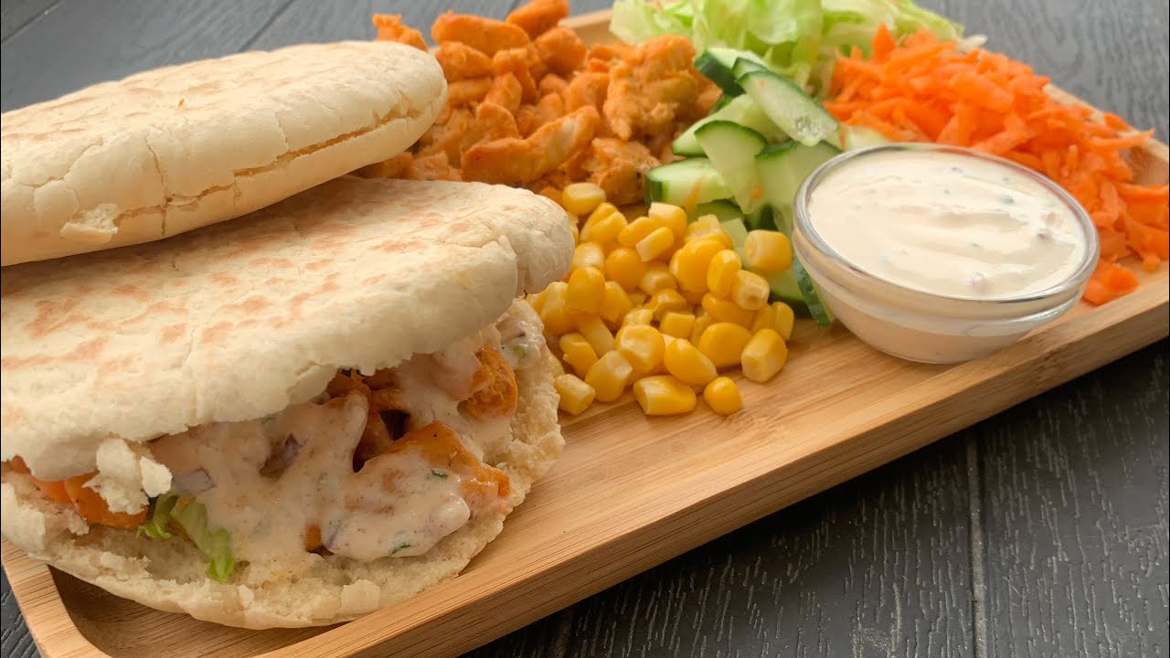 Pita with chicken