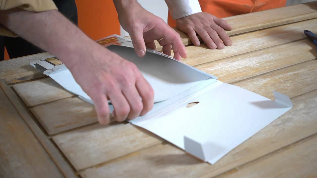 Rénover une porte d'entrée en bois