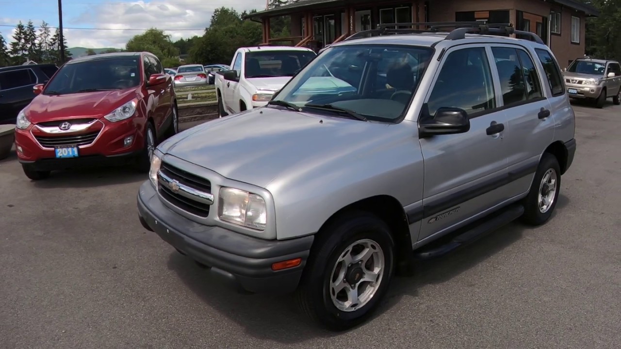 2001 CHEVROLET TRACKER 4X4 AT KOLENBERG MOTORS LTD