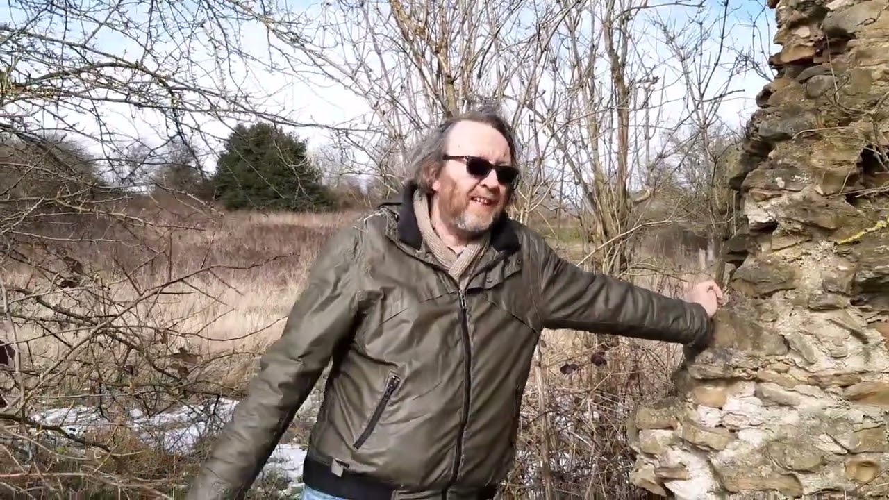The  sad  remains  of  King  John's  Yorkshire  castle  (All The Castles : Rothwell )