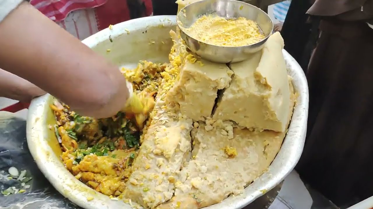 King of jhalmuri maker famous Bangladeshi rubel vai | Bangladeshi street food | Newmarket