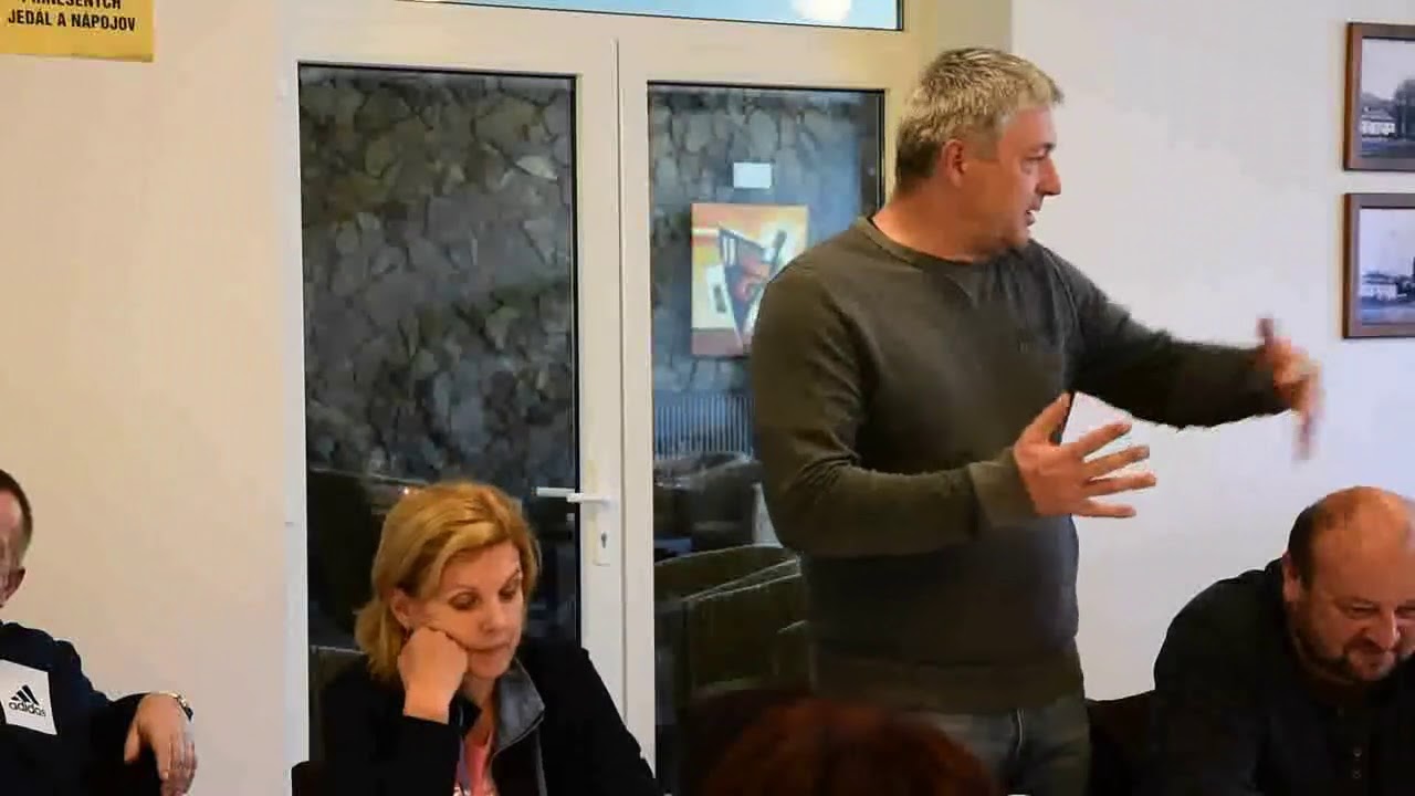 Stretnutie zo strednej školy
