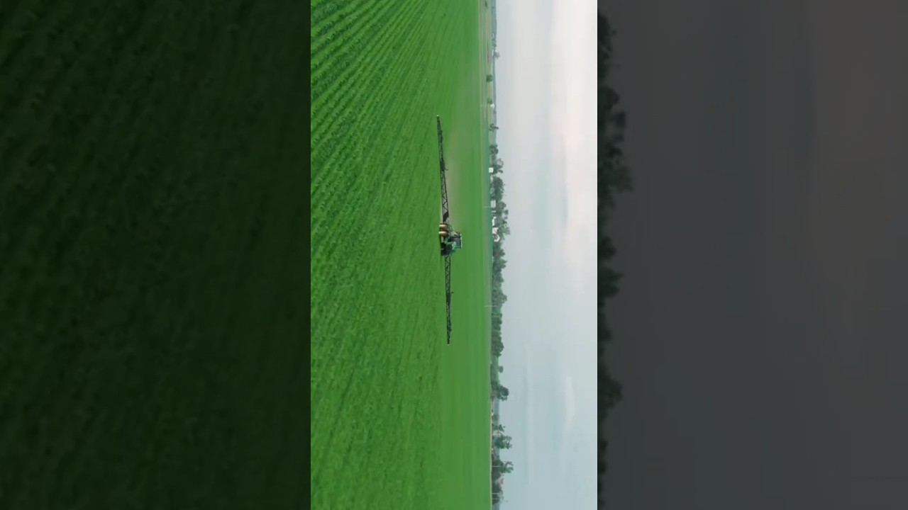 WOW 😯😯😯 #shorts #ytshortsvideo #precisionag #farming #johndeeregator