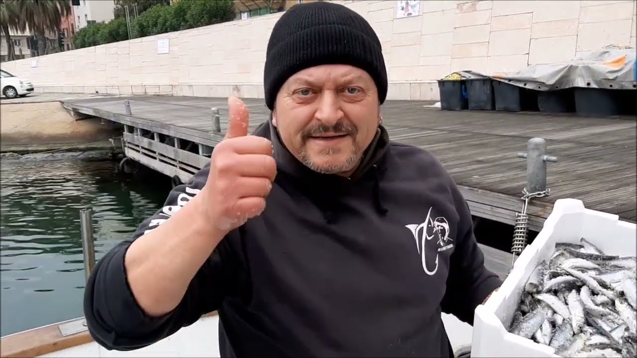 BELLA PESCATA CON PALAMITO INNESCO DELLA SARDINA E CATTURE DI NASELLI