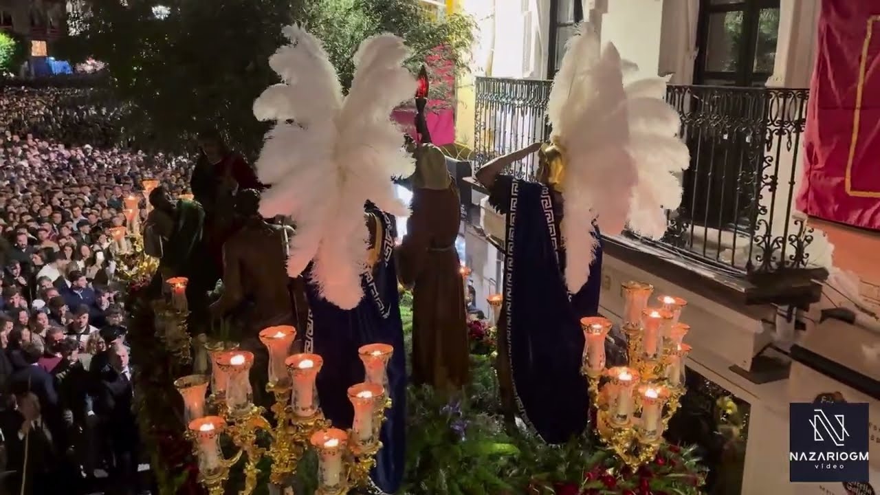 Semana Santa de Sevilla 2025. Los Panaderos en Plaza de El Salvador.