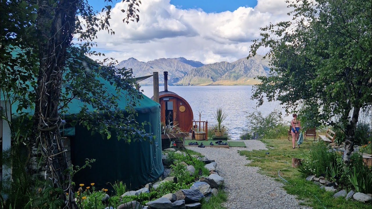 She is camping at Lake Hāwea | My favourite drive in NZ