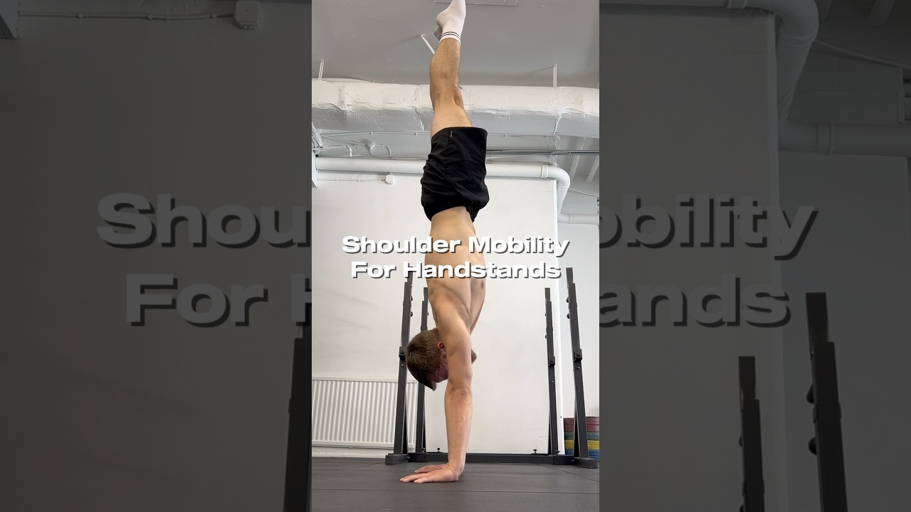 Improve your shoulder mobility for a more straight handstand 〰️