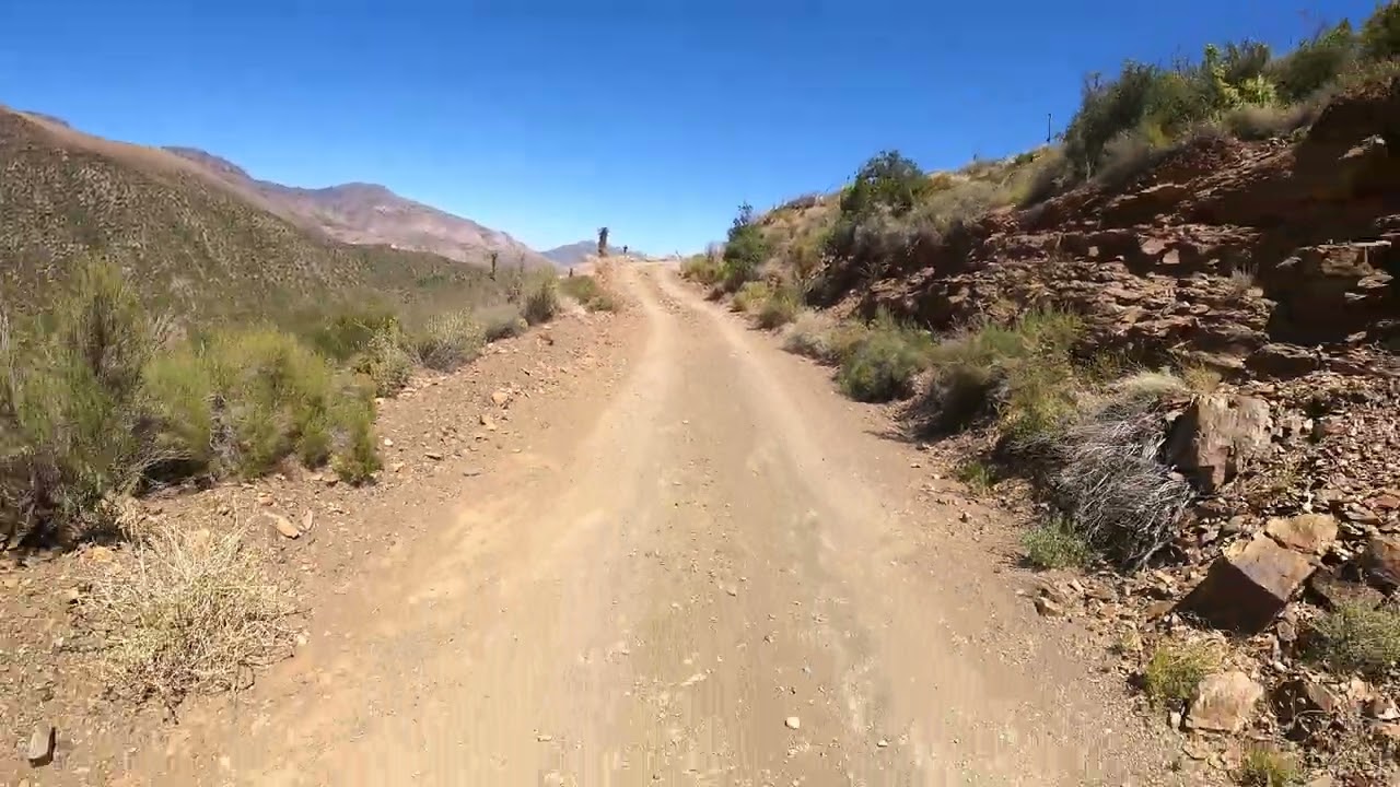 Die Hel/Gamkaskloof, Elands Pass descent - part a