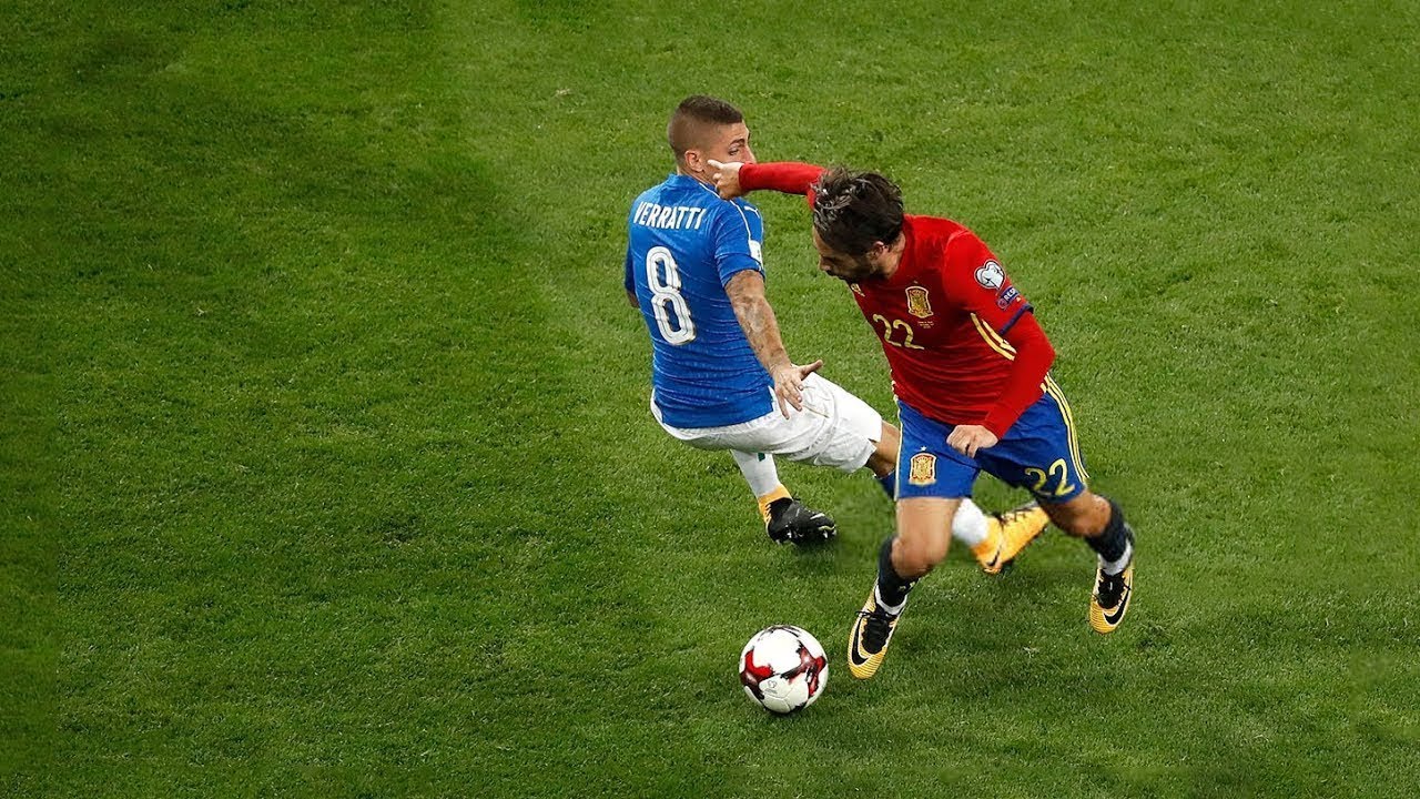 Isco Alarc&oacute;n - When Football Becomes Art