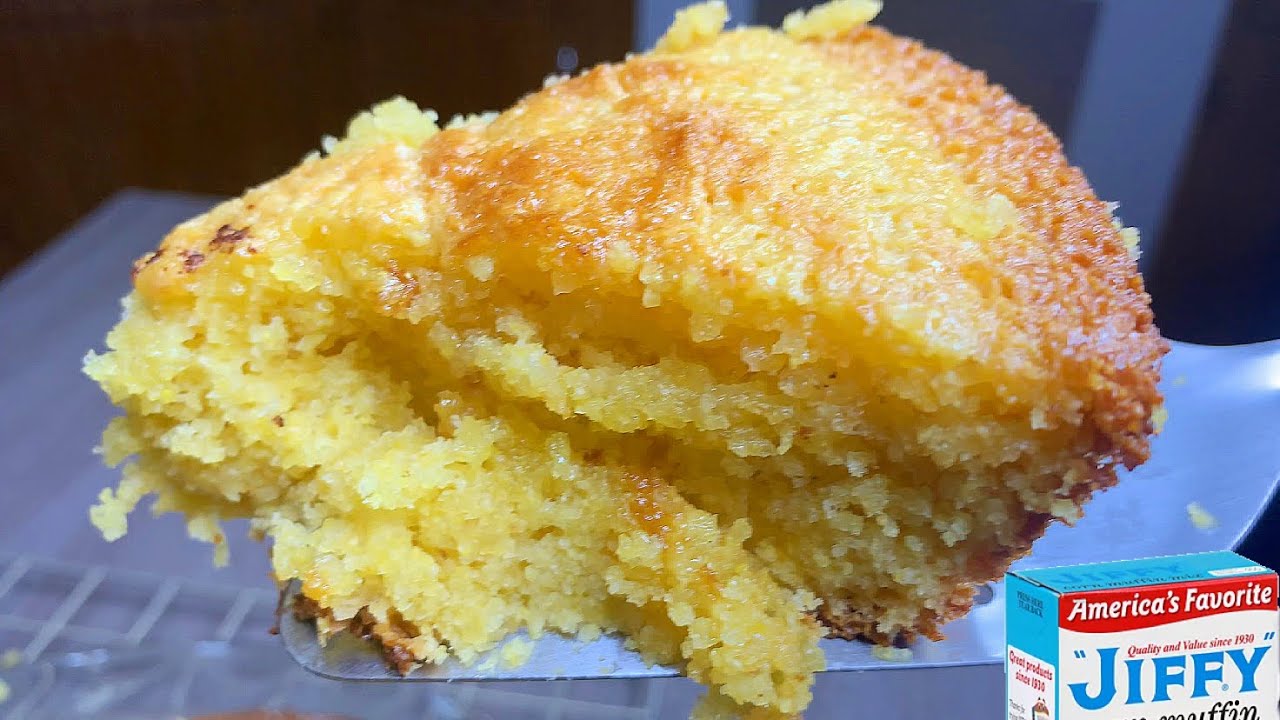 Как приготовить самый влажный и сладкий кукурузный хлеб с помощью смеси Jiffy | Рецепт