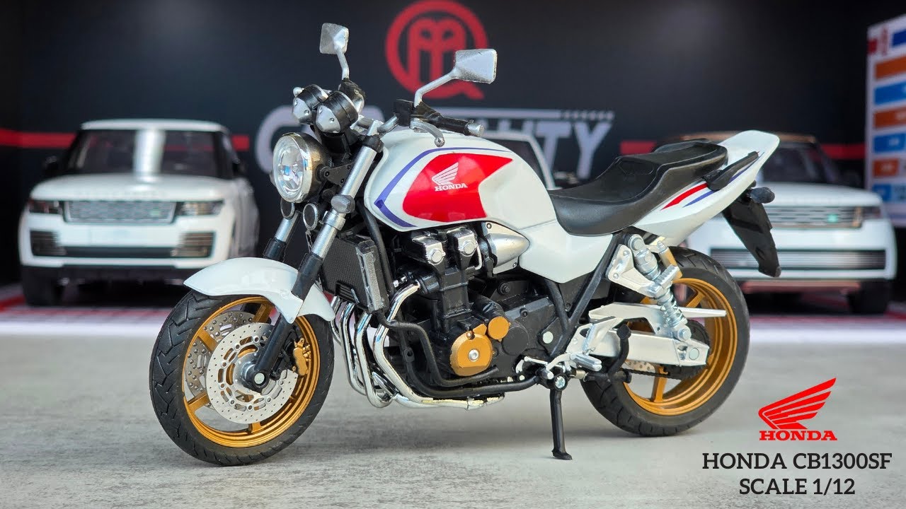 HD Miniature | HONDA CB1300SF 1/12 Automaxx Scale Model Bike