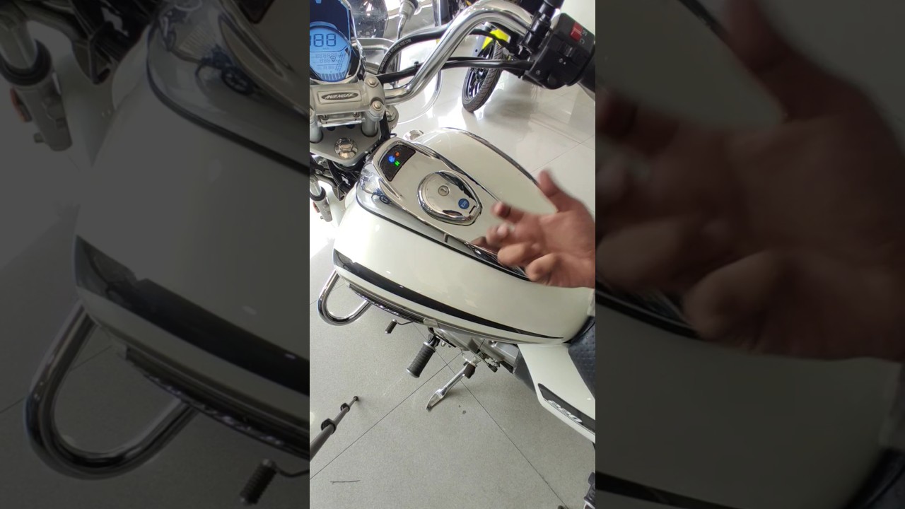 All New 2025 Model Bajaj Avenger 220 Cruise Metal Tank  Fuel Capacity 13L 35kmpl Material Difference