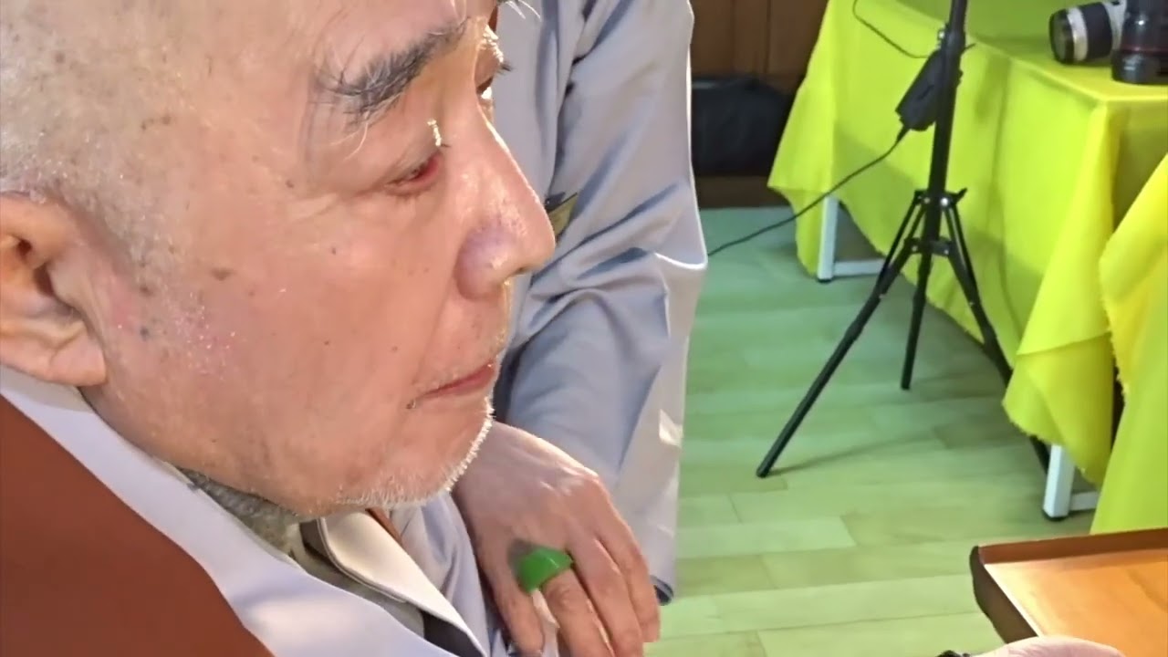 영화배우 김희라 불교 스님되다.