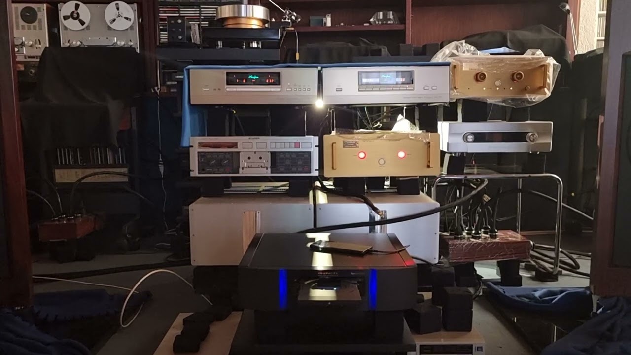 1)Accuphase DP950 meccanica+lettore VS 2)Marantz sa-12 se!