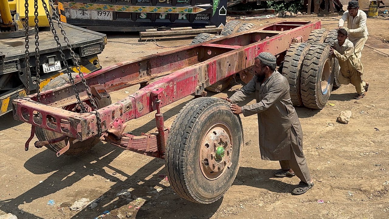 How Pakistani Mechanic Repair A Totally Accidental Pressed Dump Truck With Powerful Techniques