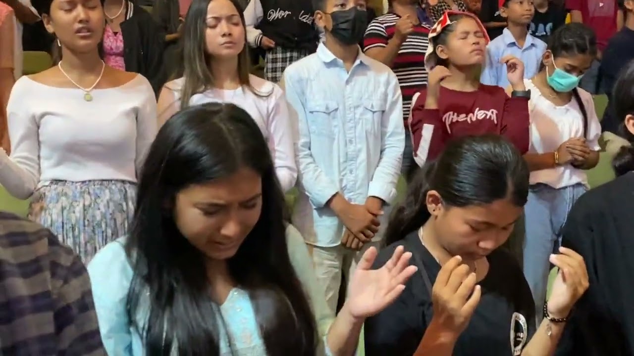 Worship program in Chitwan 2022 || Mero Hridayeko Murtiharulai by Adrian Dewan