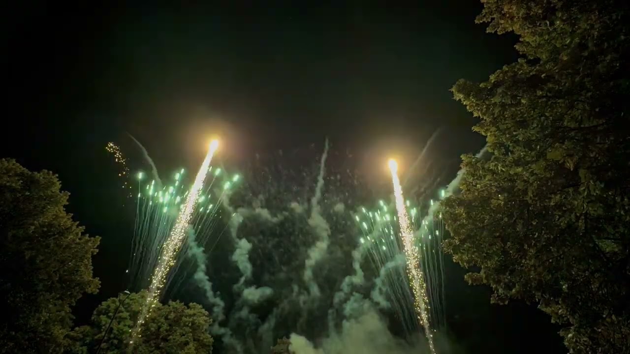 Spectacle du 13 juillet 2025 Rouhling / France Pyrotechnie