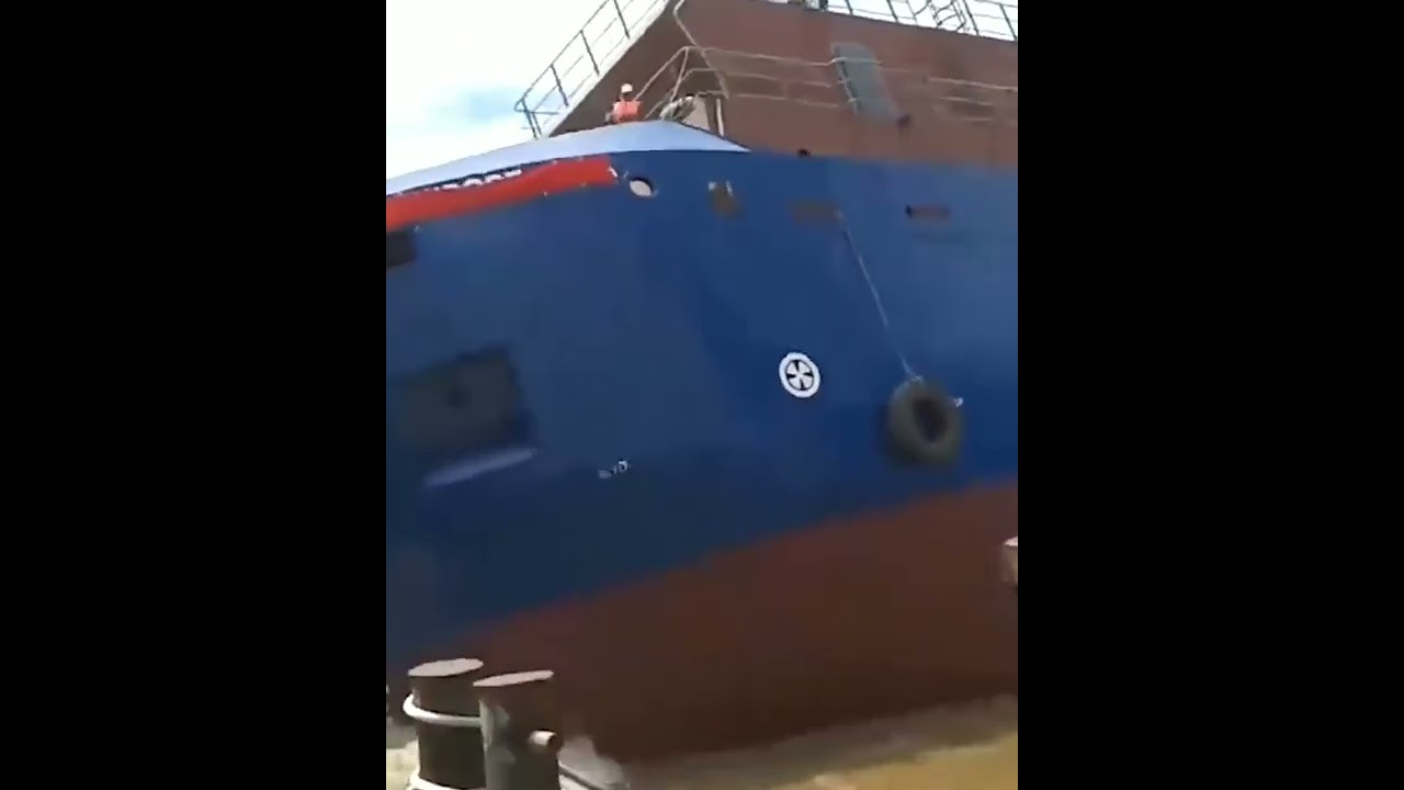 Ship launch fail