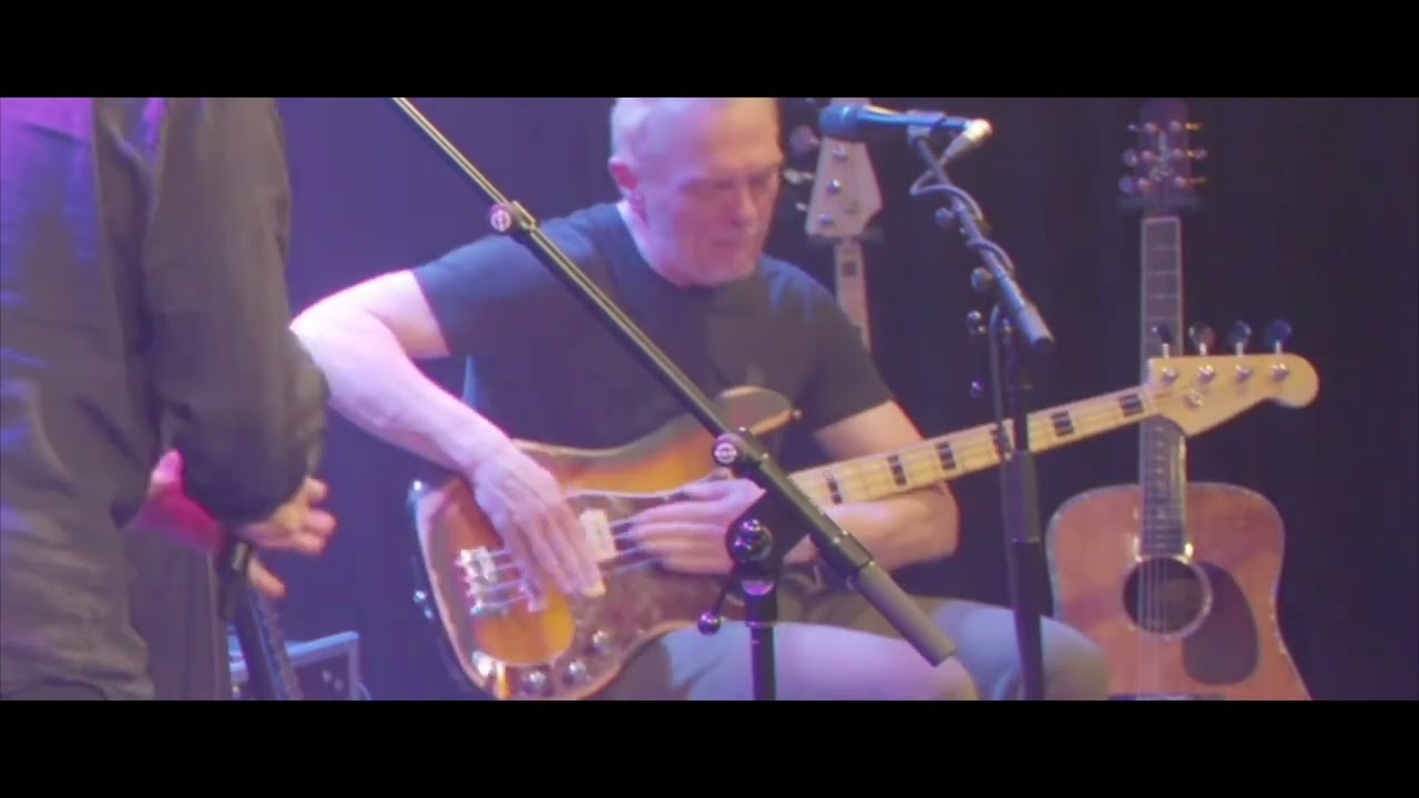 PASQJALE ALEARDI & DIE PHONAUTEN J&ouml;rg &ldquo;SPIKE&rdquo; Hamers Bass-Solo
