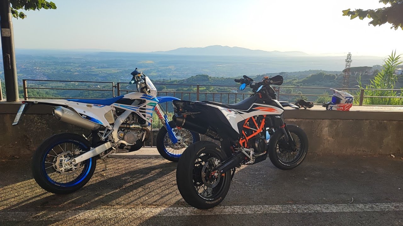 KTM SMC-R 690 VS TM SMR 530 FI