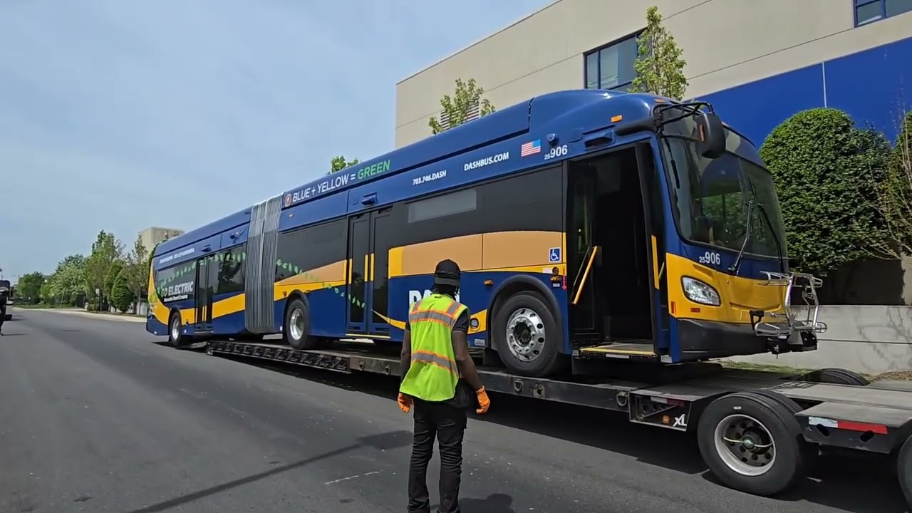 906 - Alexandria Transit (DASH), 2025 New Flyer Xcelsior CHARGE NG™ Battery-Electric (XE60)