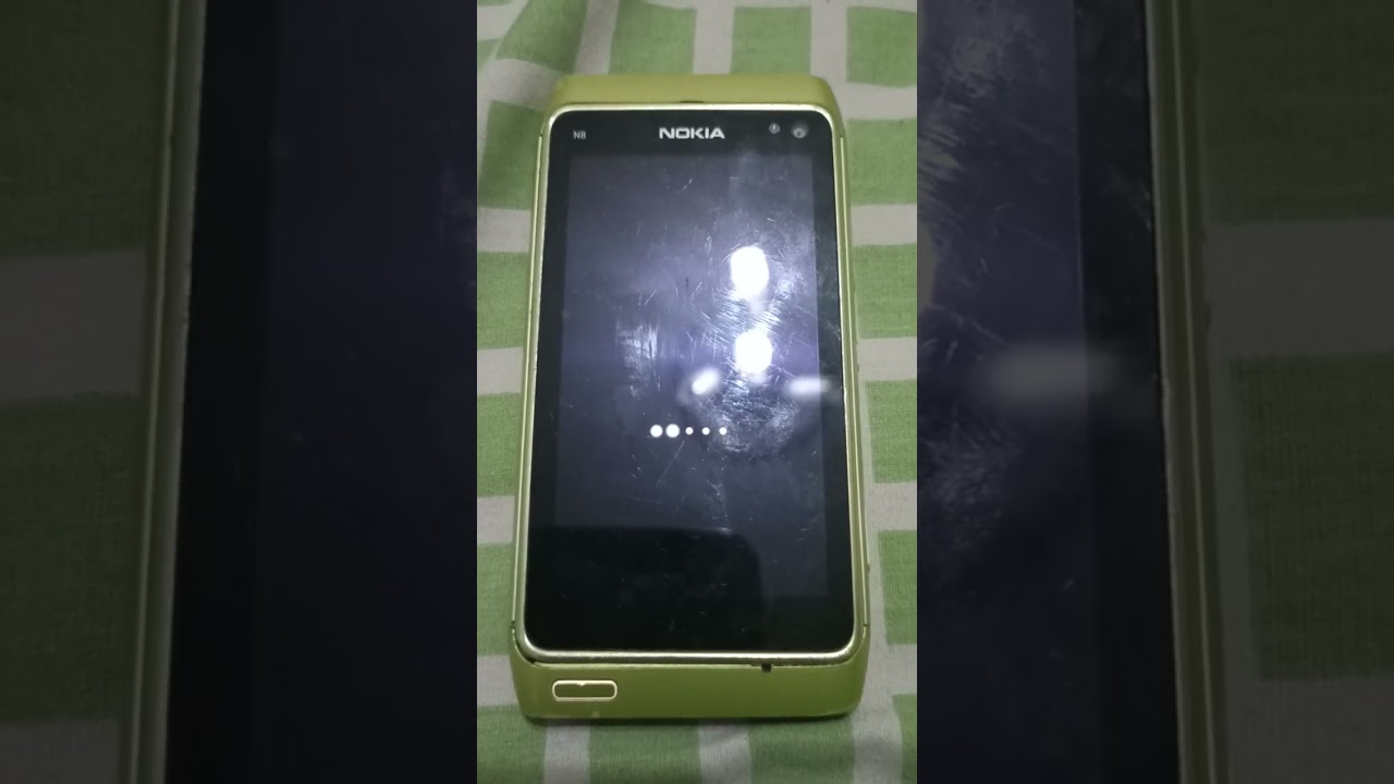 Nokia N8-00-Startup and shutdown